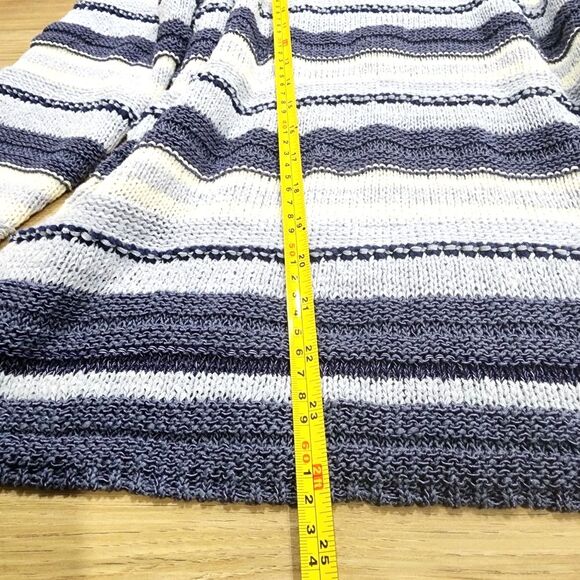 CB Cut out Shoulder Blue and White Knit Sweater Women sz XL Casual Office - Picture 7 of 8